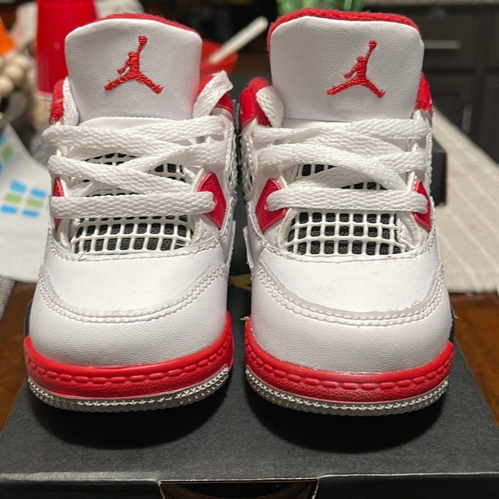 Nike Air Jordan 4 Retro Fire Red 5c